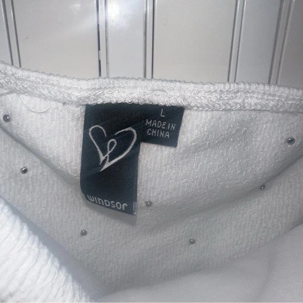 Windsor Large White Pearl Embellished Long Sleeve Crop Top Preppy Whimsical - Picture 6 of 7